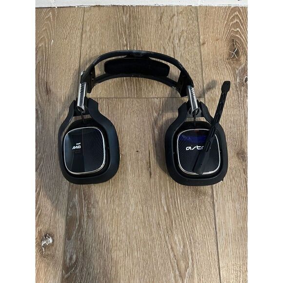 Astro A40 TR Wired Stereo Gaming Headset Xbox One PC Pro - Picture 1 of 4